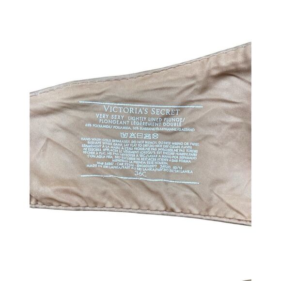 VICTORIA'S SECRET VERY SEXY NUDE LIGHTLY LINED PLUNGE BRA - Picture 3 of 3